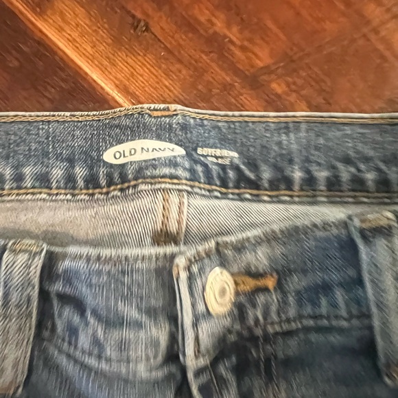Old Navy Boyfriend Mid-Rise. Worn 4 to 5 times. In excellent used condition. - Picture 2 of 6